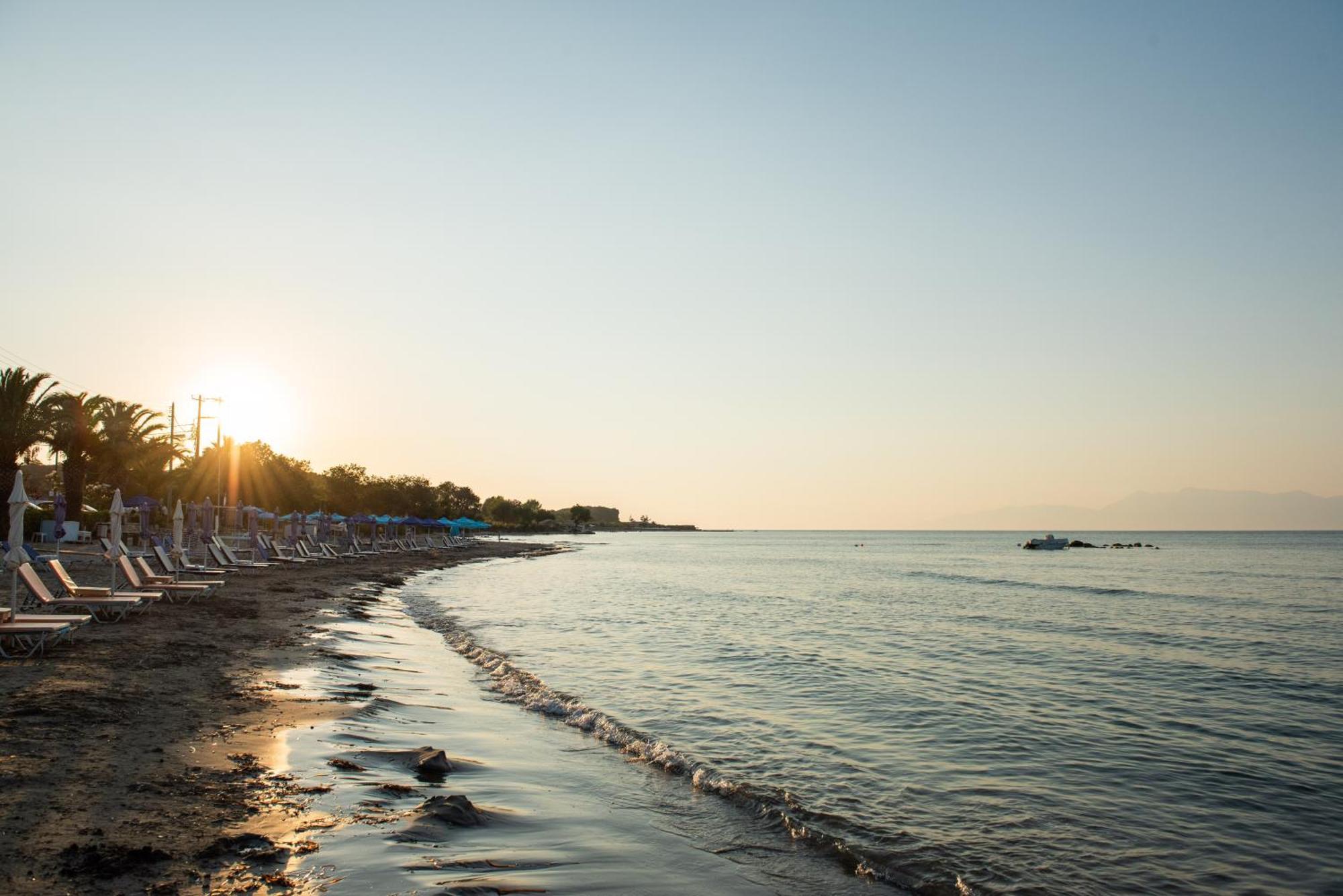 Aphrodite Beach Hotel Corfu โรดา ภายนอก รูปภาพ