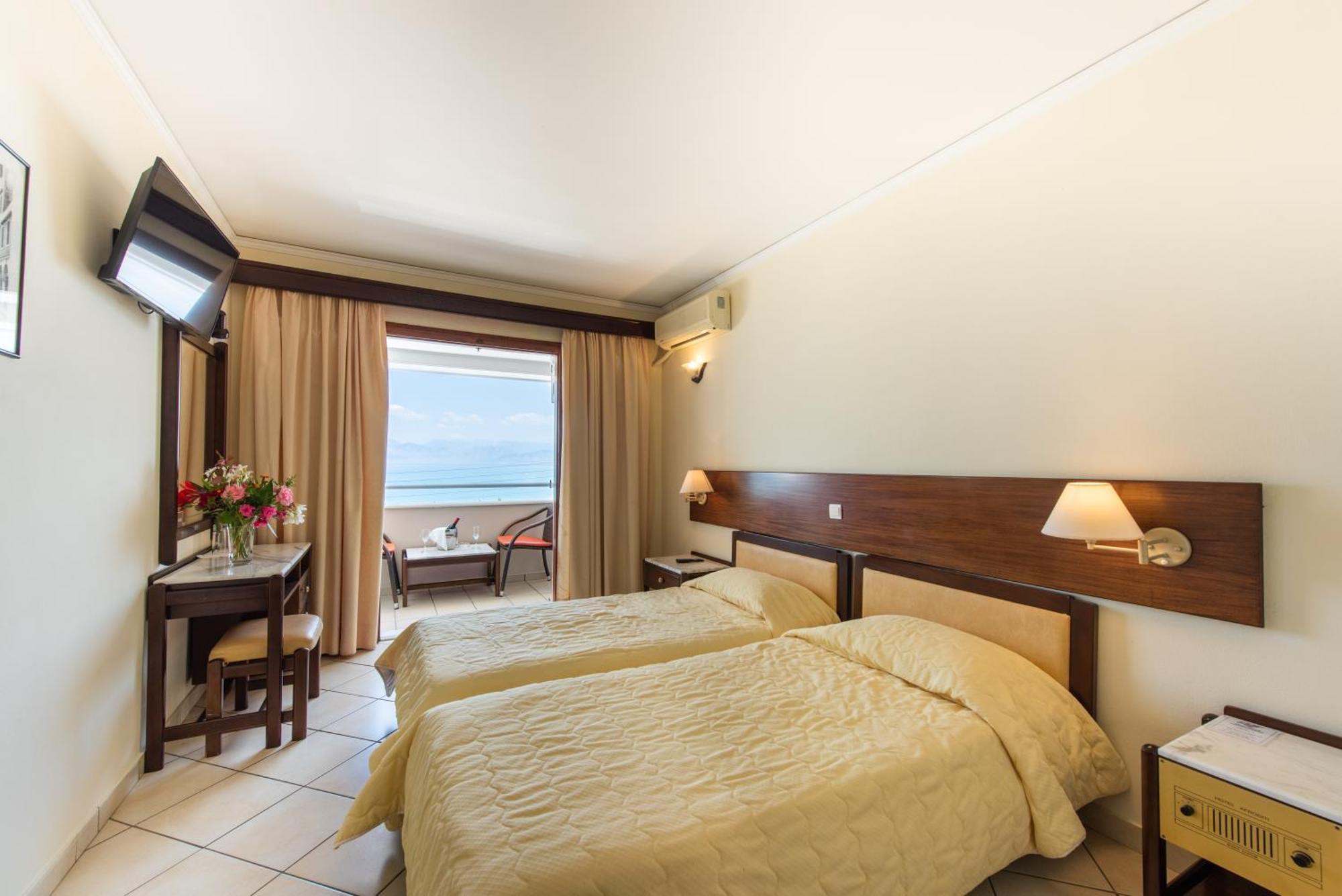 Aphrodite Beach Hotel Corfu โรดา ภายนอก รูปภาพ
